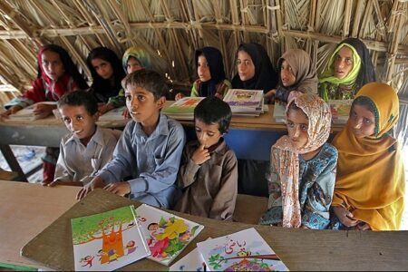 آموزش و پرورش عشایری در جنوب کرمان شکل گیرد/وضعیت دامداری استان در خطر است