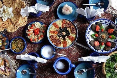 جشنواره غذاهای خیابانی در رفسنجان برگزار می‌شود/احداث خیابان غذا در شهر