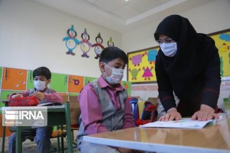 مدارس تک دانش‌آموزی کرمان، سند افتخار جمهوری اسلامی