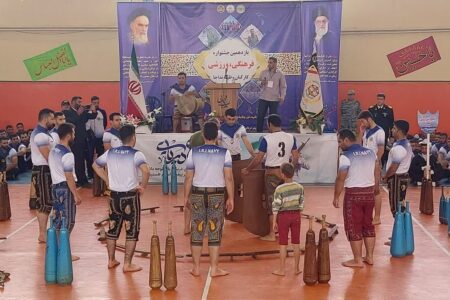 مسابقات ورزشی کارکنان وظیفه نیروی دریایی ارتش در سیرجان افتتاح شد