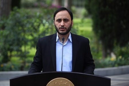 نشست خبری سخنگوی دولت آغاز شد