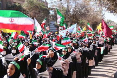 همایش دختران مکتب حاج قاسم در رفسنجان برگزار شد/ اعلام مسیر راهپیمایی ۱۳ آبان