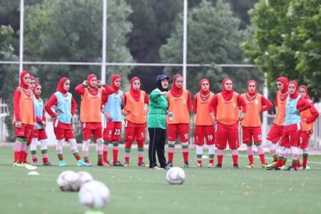 ۲ دختر کرمانی به اردوی تیم ملی فوتبال زیر ۱۷ سال دعوت شدند