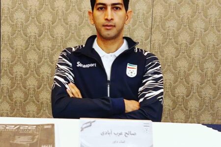 کمک‌داور کرمانی در مسابقات فوتبال زیر ۱۴ سال آسیا قضاوت می‌کند