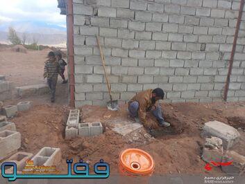 ساخت سرویس بهداشتی توسط گروه جهادی در یک مدرسه در روستای بندگودرراین