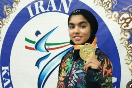 کسب مدال طلای مسابقات آسیایی کاراته توسط دانش آموز کرمانی