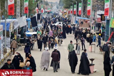 گلزار شهدای کرمان؛ میزبان زائرین حاج قاسم/ موکب‌دارانی که بذر محبت می‌کارند + فیلم