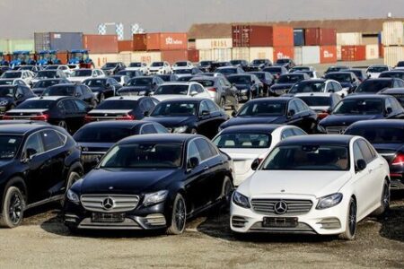 واردات خودروهای یک میلیاردی بازار را تنظیم نمی‌کند