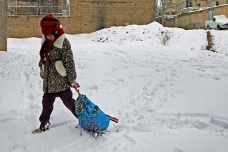 فعالیت برخی مدارس استان کرمان در روز شنبه با تأخیر آغاز می‌شود
