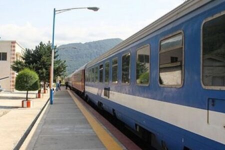 حرکت قطار کرمان به مشهد مقدس امروز از سر گرفته می‌شود