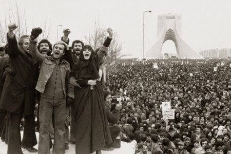 انقلاب ایران «اسلام» را به عنوان الگوی بشریت در عصر حاکمیت سکولاریسم معرفی کرد