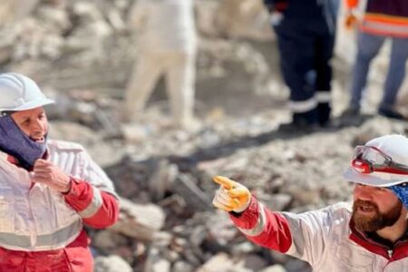 امدادرسانی نیروهای هلال احمر کرمان در ۴۳ روستای زلزله‌زده ترکیه