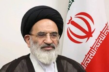 عاشورا انقلاب اسلامی ایران را بیمه کرده است