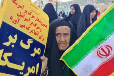 برگزاری راهپیمایی ۲۲ بهمن در کهنوج