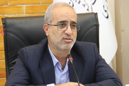 استاندار کرمان: جمهوری اسلامی یک دژ شکست‌ناپذیر شده است