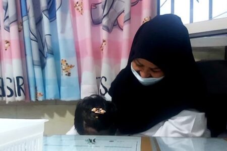 مادرانه‌های خانم احمدی برای بچه‌ها/ کارکردن در شیرخوارگاه «عشق» می‌خواهد