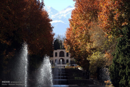 باغ شاهزاده بیشترین تعداد گردشگران را در کرمان به خود اختصاص داد