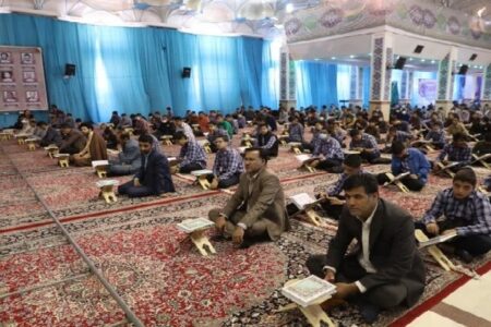 محفل انس با قرآن دانش‌آموزی در کرمان برگزار شد