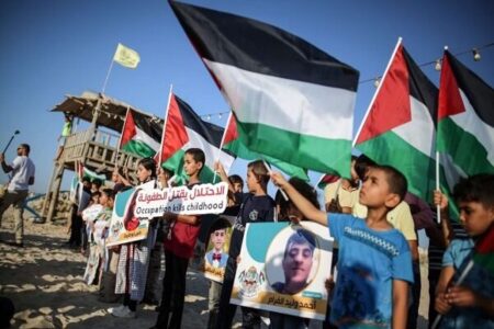 همصدا شدن کودکان محروم جنوب کرمان با همسالان خود در غزه