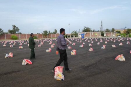 توزیع بیش از ۱۰۰۰بسته معیشتی در فاریاب