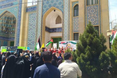 ایستگاه فرهنگی قدس در مسیر راهپیمایی شهر کرمان
