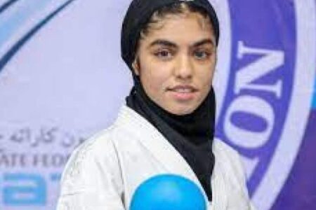 دختر کاراته‌کای کهنوجی برنده جایزه ویژه قهرمان فردای ایران شد