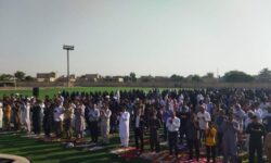 شکوه حضور میهمانان ضیافت الهی در نماز عید فطر رودبار جنوب
