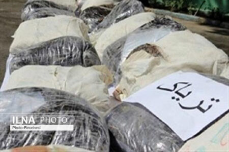 کشف ۳۹۲ کیلو تریاک در جنوب کرمان توسط گزارش پلیس قزوین