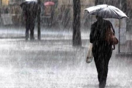 وقوع رگبار باران تا اواسط هفته در کرمان/ هشدار نسبت به جاری شدن روان‌آب‌ها