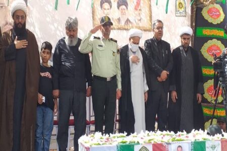فرمانده انتظامی کرمان در مراسم تشییع شهید یاسر عبدلی: اجازه نمی‌دهیم با هنجارشکنی دل خانواده شهدا به‌درد آید