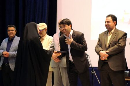 برگزیدگان نخستین جشنواره دیوارنگاری رفسنجان معرفی شدند