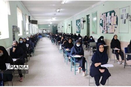 بازدید مدیر کل آموزش و پرورش استان کرمان از حوزه‌های امتحانات نهایی