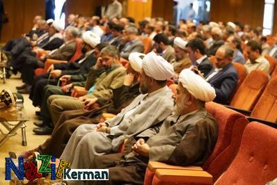 گرامیداشت روز «بسیج اساتید» با حضور ۲ هزار استاد بسیجی در کرمان