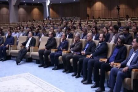 همایش مدیران سیاسی استان‌های شرقی در کرمان گشایش یافت