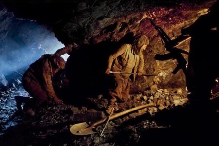 ریزش معدن در زرند کرمان جان یک کارگر را گرفت