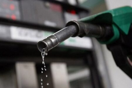 افزایش عرضه خارج از شبکه فرآورده‌های نفتی در استان کرمان
