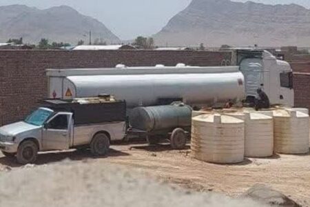 کشف محل تخلیه سوخت قاچاق در کرمان