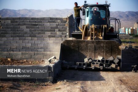تخریب ۸ هکتار ساخت و ساز غیرمجاز در سیرجان