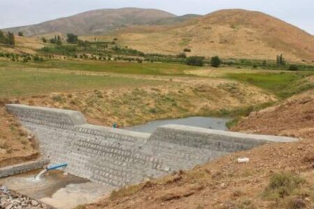 اجرا و بهره‌برداری از ۳۸ پروژه منابع طبیعی و آبخیزداری جنوب کرمان در هفته دولت