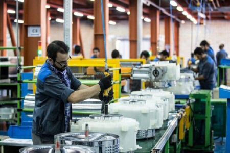 بازگشت ۲۴ واحد صنعتی استان کرمان به چرخۀ تولید