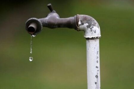 مشکل قطعی آب در ۲ روستای بافت تا فردا برطرف می‌شود