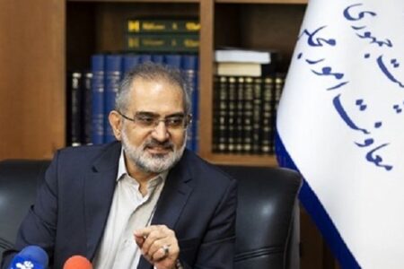 حسینی: رئیس‌جمهوری شخصا رفع مشکل مردم را پیگیری می‌کند