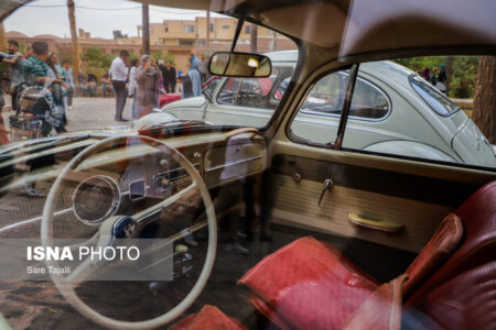 نمایشگاه خودروهای تاریخی – کرمان