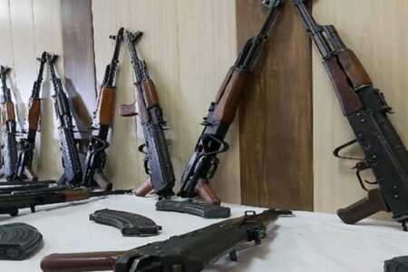 کشف باند بزرگ قاچاق سلاح و مهمات در فاریاب