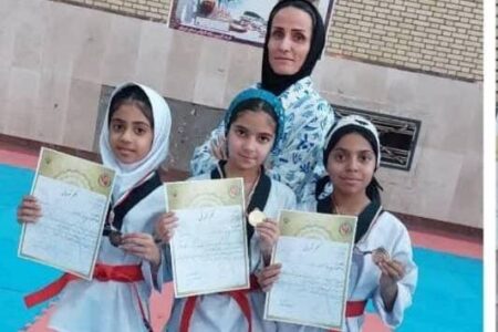درخشش دختران تکواندوکار جیرفتی در مسابقات استانی