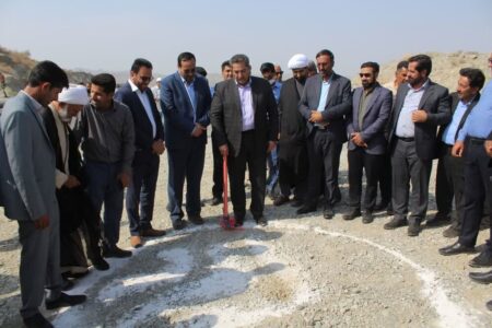 عملیات اجرایی فاز اول پروژه آبرسانی شهر نودژ و ۱۷ روستای منوجان آغاز شد