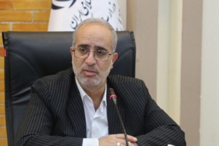استاندار کرمان خواستار حمایت دستگاه‌های نظارتی از دانش‌بنیان‌ها شد