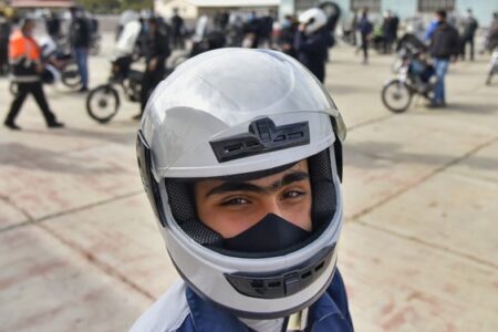وقتی موتورسواری بین دانش‌آموزان واگیردار می‌شود، دادستان ممنوع کرد