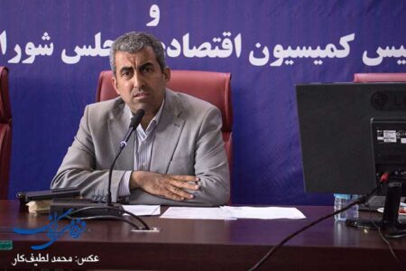 ظرفیت‌های معدنی کرمان توسط شرکت‌های دولتی حبس شده است