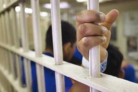 ۳۴۰ زندانی جرائم غیرعمد در زندان‌های استان کرمان داریم